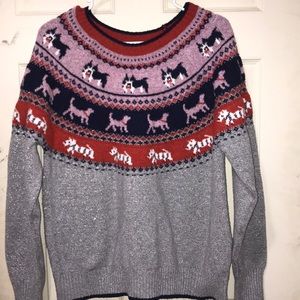 A ugly but cute Christmas sweater
